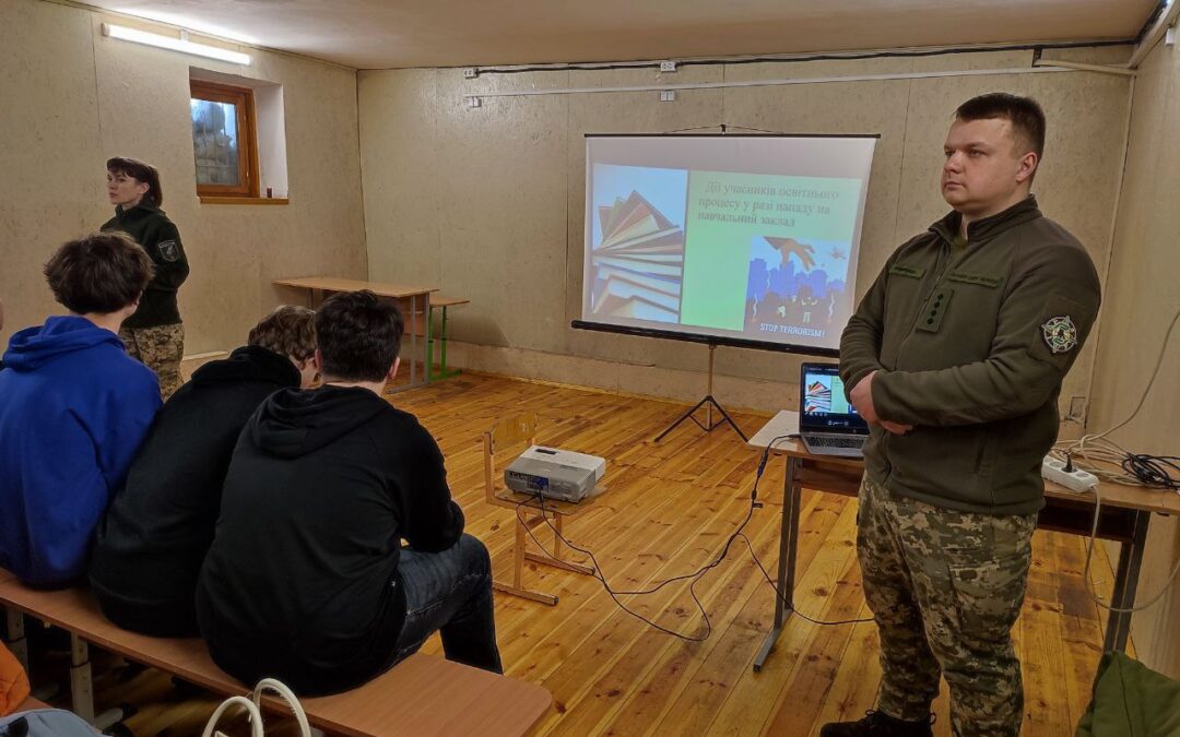 Навчання та тренування дій учасників освітнього процесу відповідно до алгоритму у разі збройного (зокрема групового) нападу або ризику нападу на заклад освіти